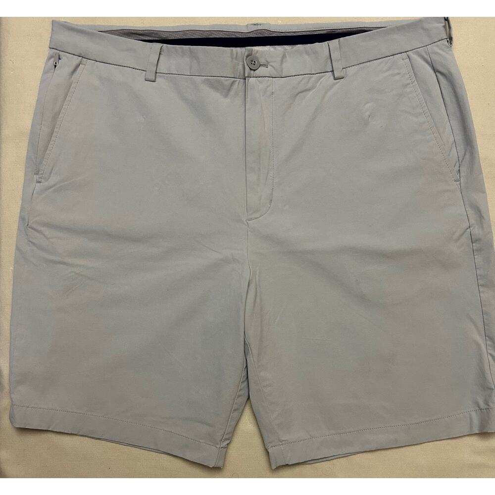 Vineyard Vines Mens On the Go Shorts Size 38 in Stone Grey